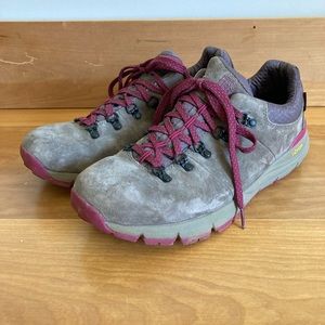Women’s Danner Mountain 600 Low 10.5